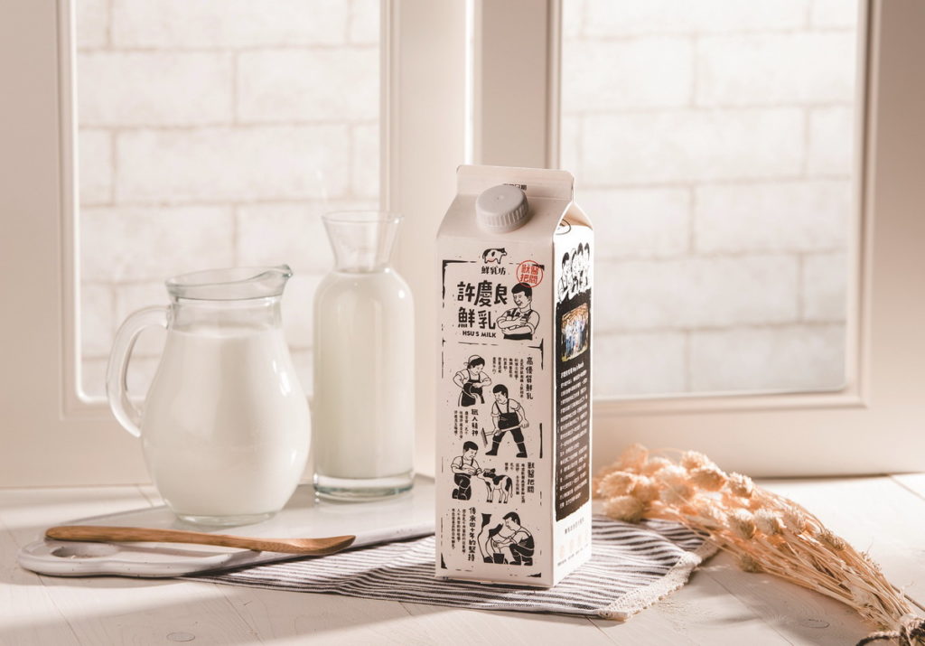 大苑子與許慶良牧場合作滿兩年，9月全月推出熟客「許慶良鮮乳系列飲品」的回饋活動。