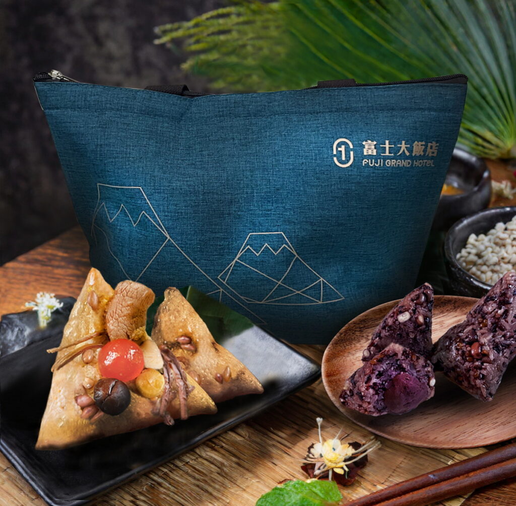 「富士御選雙味粽」以懷抱豐收之情，傳承台灣本地特色，呈現出豐盛的八寶飄香粽及養生的什穀豆沙粽。